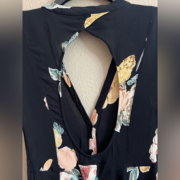 Staring At Stars Floral Print Romper - Picture 7 of 10